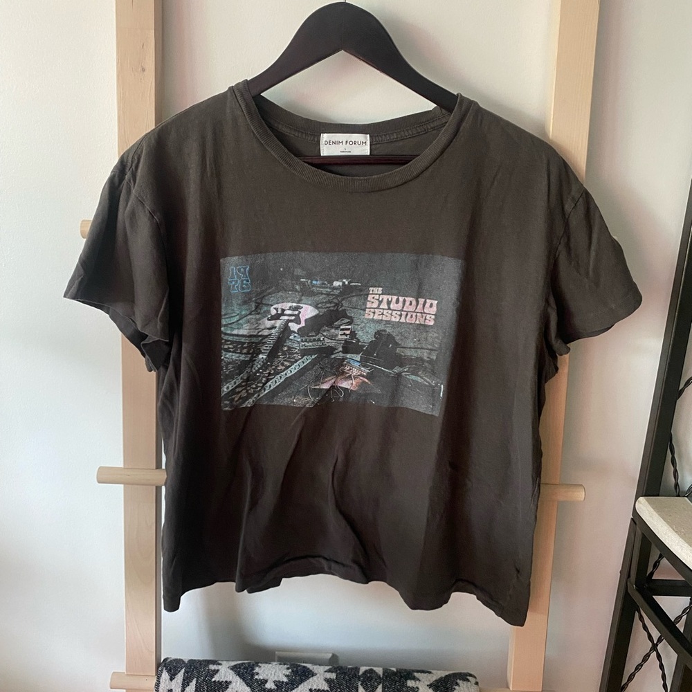 Denim Forum Black Graphic Studio Sessions Short Sleeve Tee